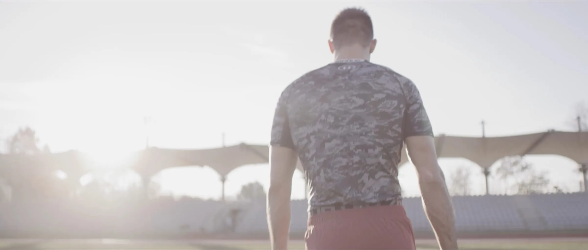 Sportaš pred trening na stadionu